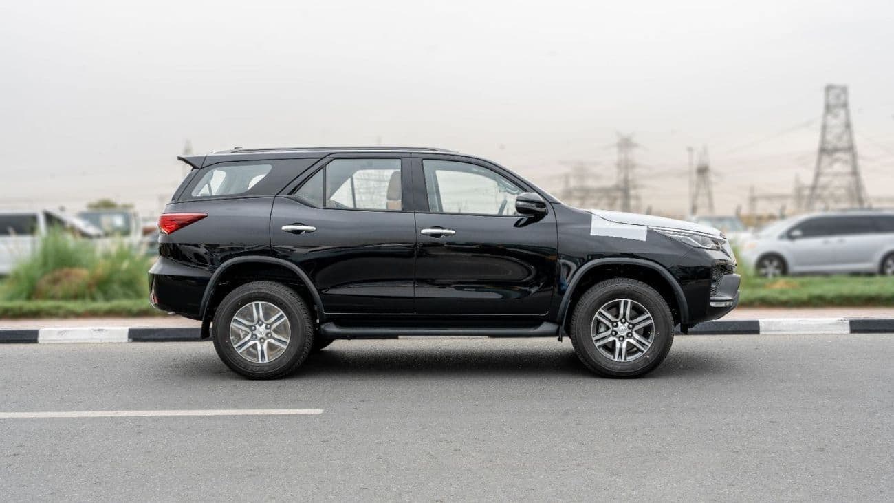 2026 Toyota Fortuner thumbnail 2