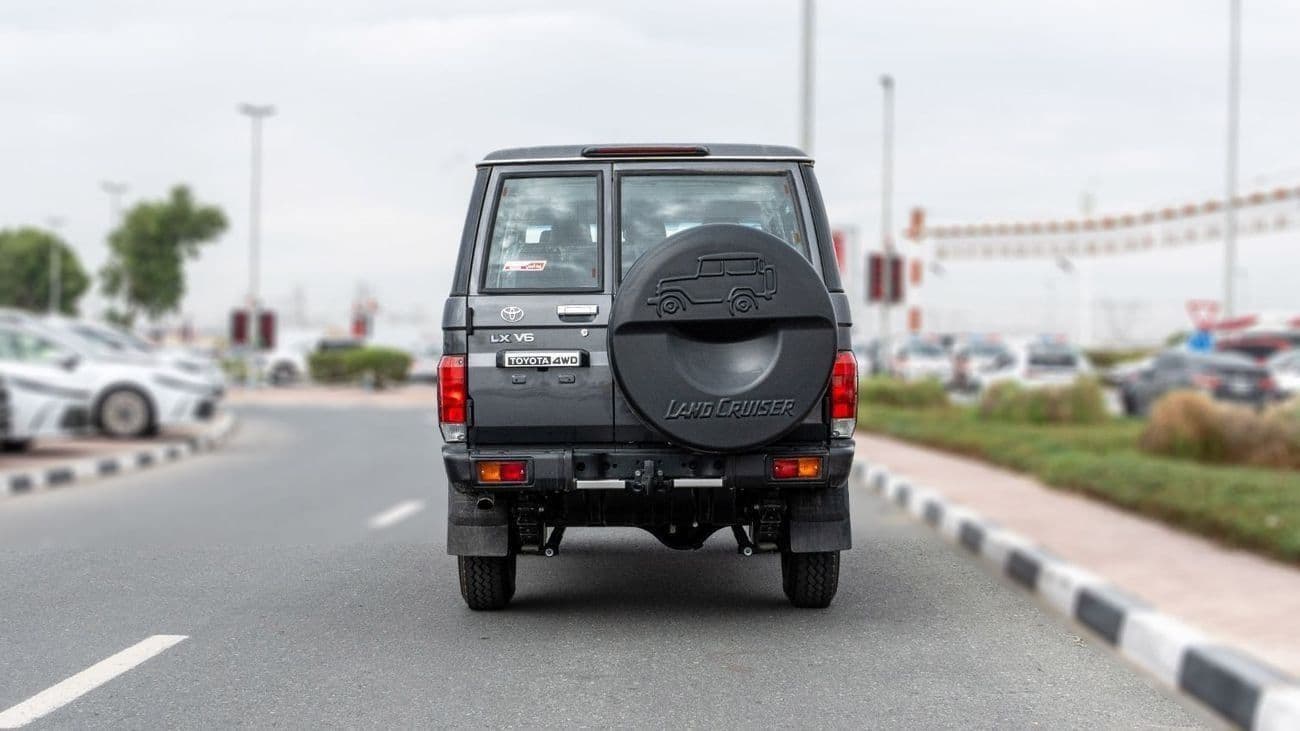 2026 Toyota Land Cruiser 70 thumbnail 5