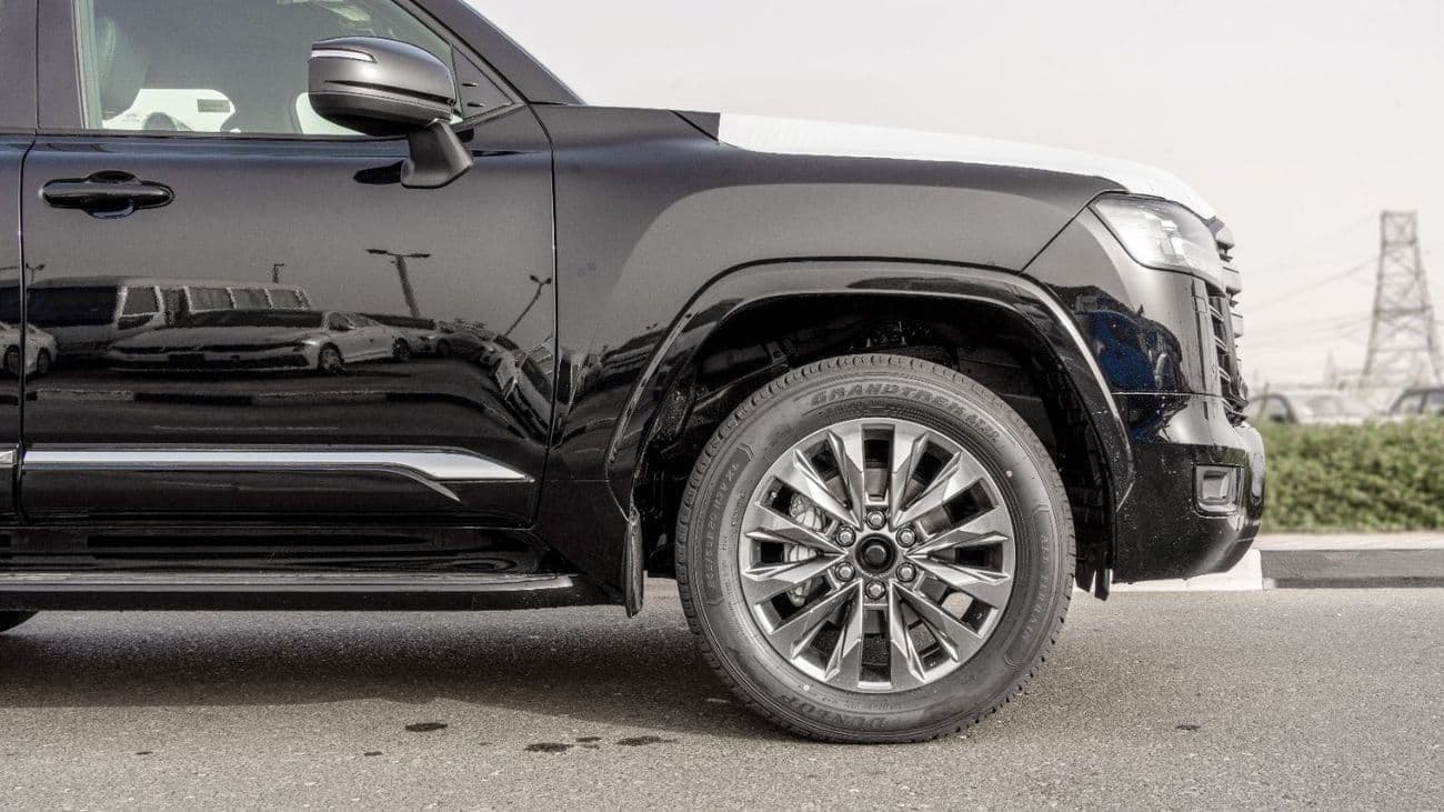 2026 Toyota Land Cruiser GXR thumbnail 6