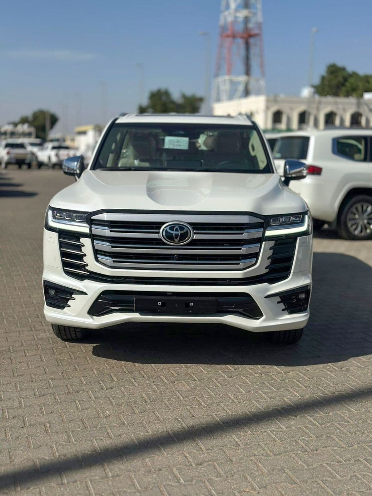 2026 Toyota Land Cruiser VXR thumbnail 2