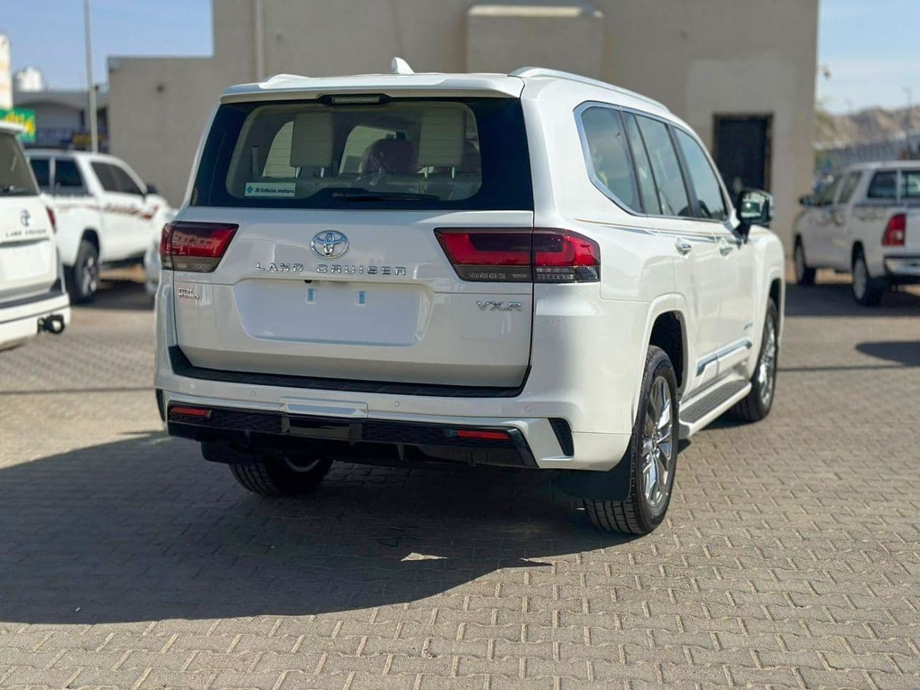 2026 Toyota Land Cruiser VXR thumbnail 7