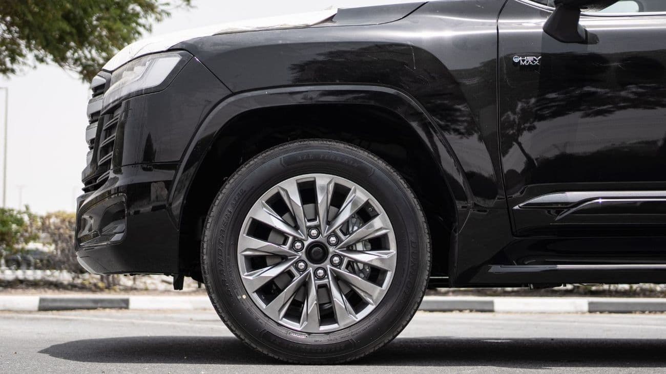 2026 Toyota Land Cruiser VXR thumbnail 6