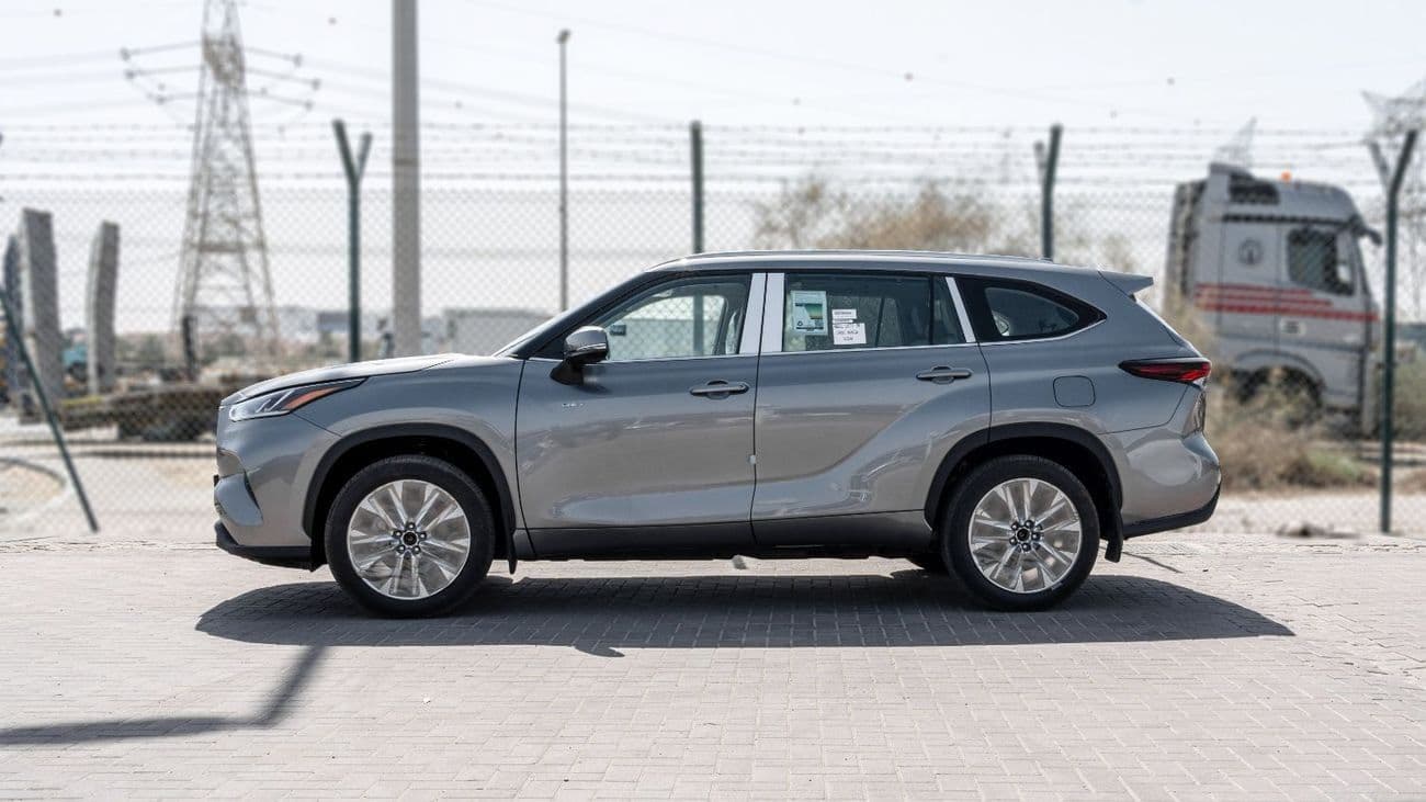 2026 Toyota Highlander VXR thumbnail 3