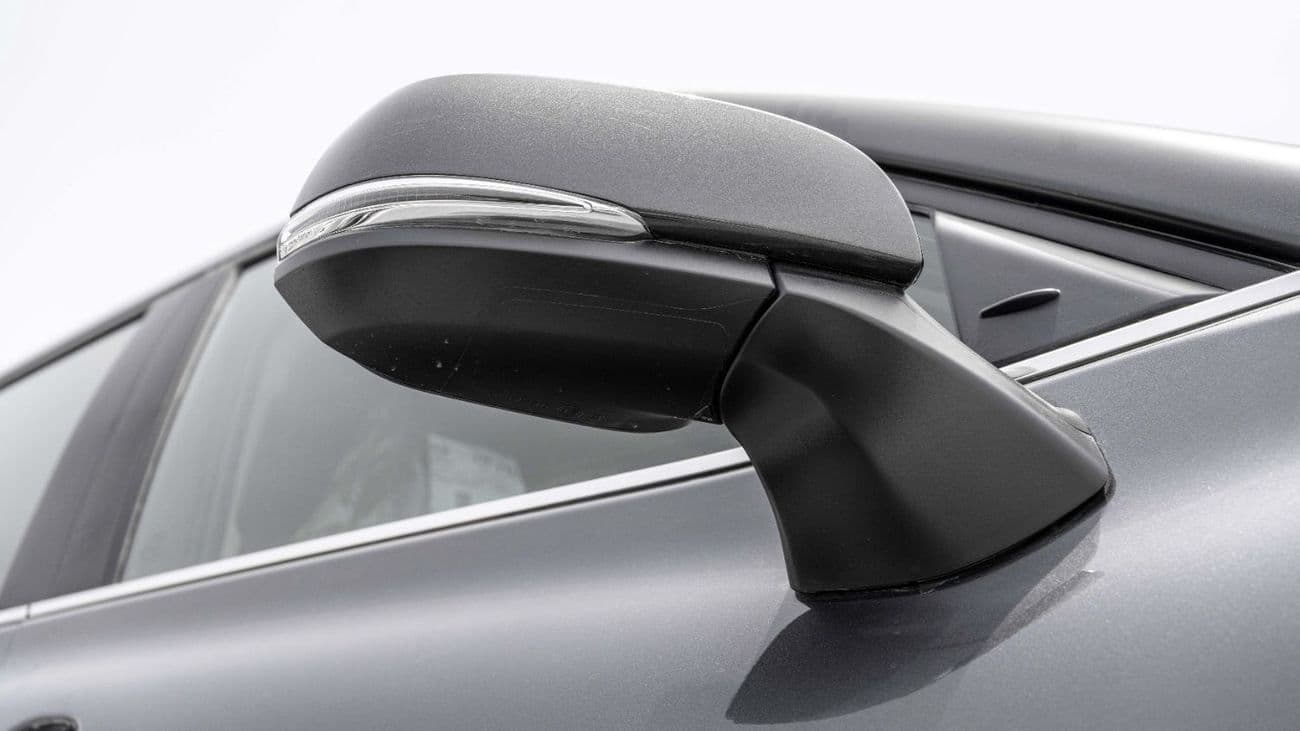 2026 Toyota Highlander GXR thumbnail 8