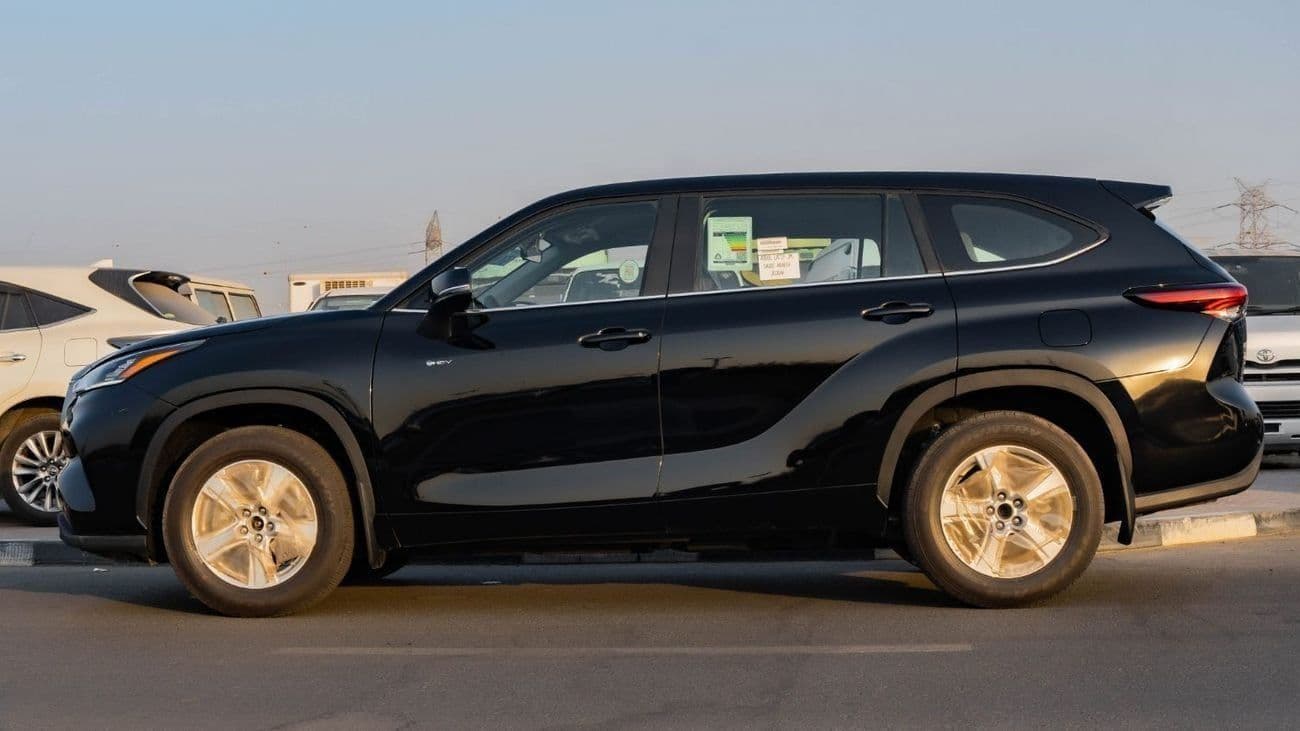 2026 Toyota Highlander GXR thumbnail 4