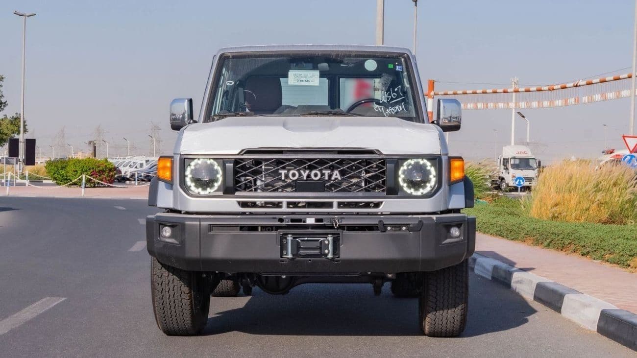 2026 Toyota Land Cruiser 70 LC71 LX thumbnail 4