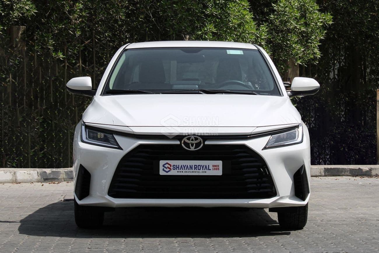 2026 Toyota Yaris E thumbnail 2