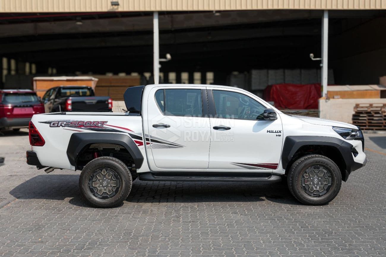 2026 Toyota Hilux thumbnail 4
