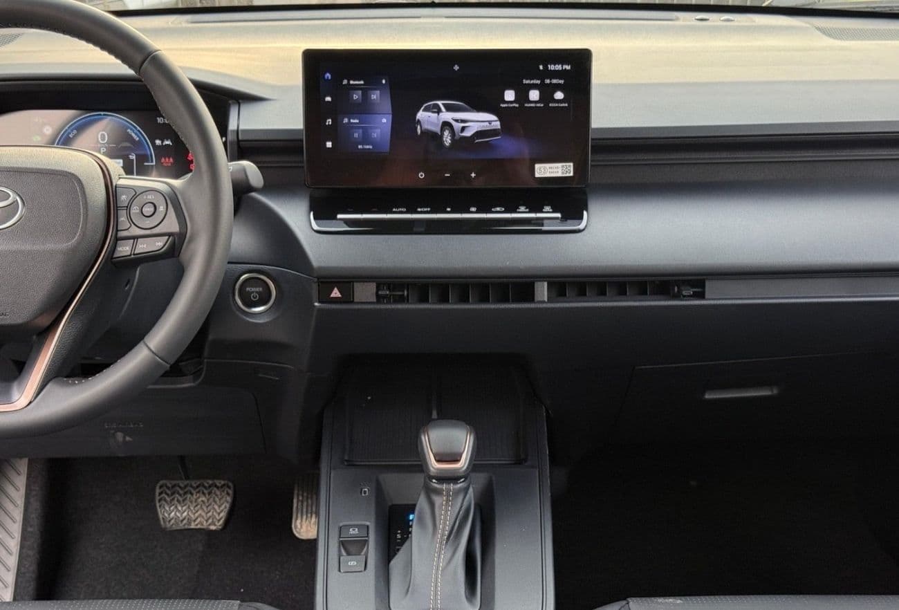 2026 Toyota Corolla Cross GLI thumbnail 5