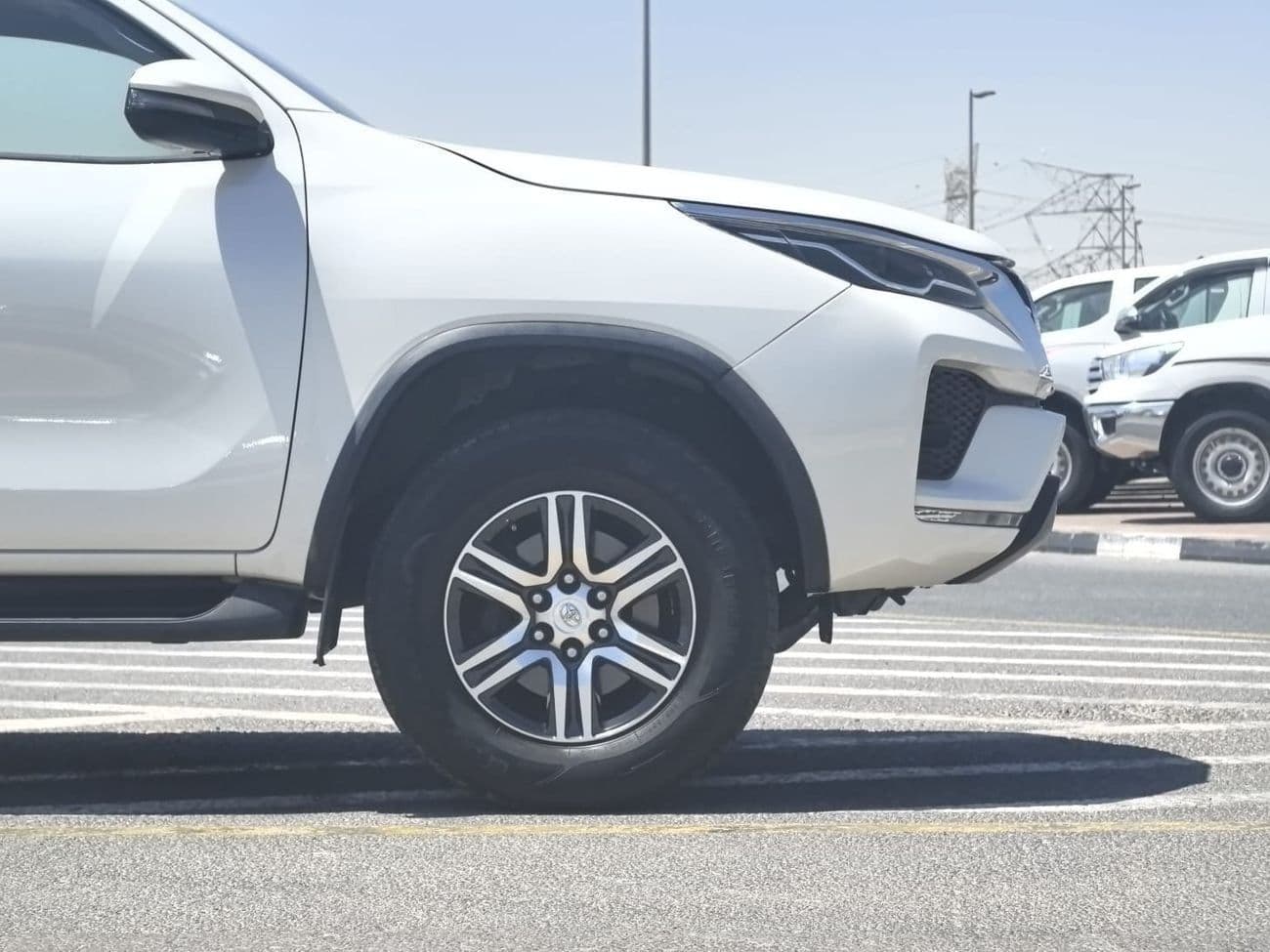 2021 Toyota Fortuner GXR thumbnail 8