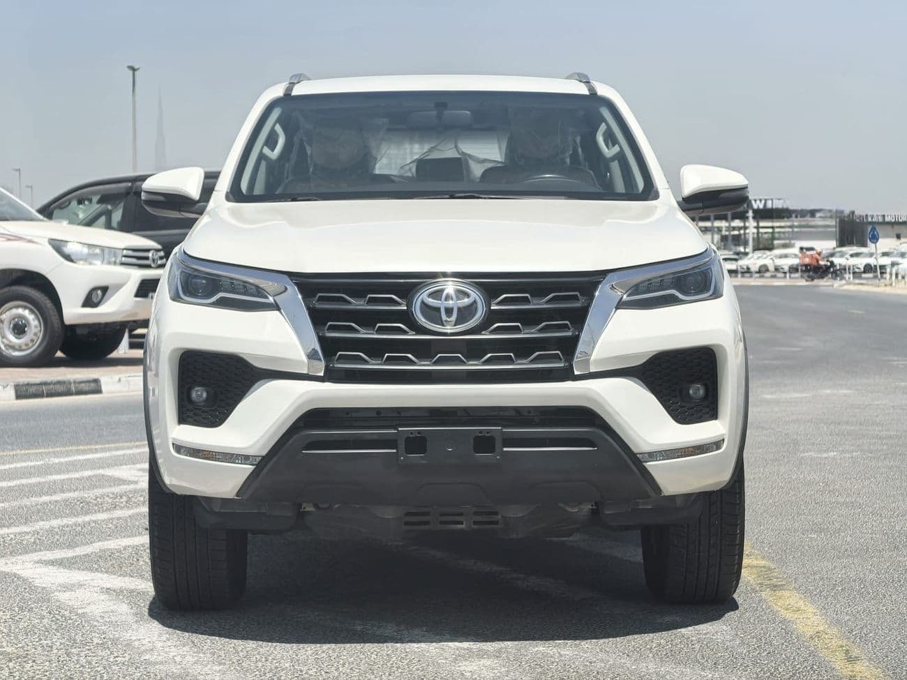 2021 Toyota Fortuner GXR thumbnail 4
