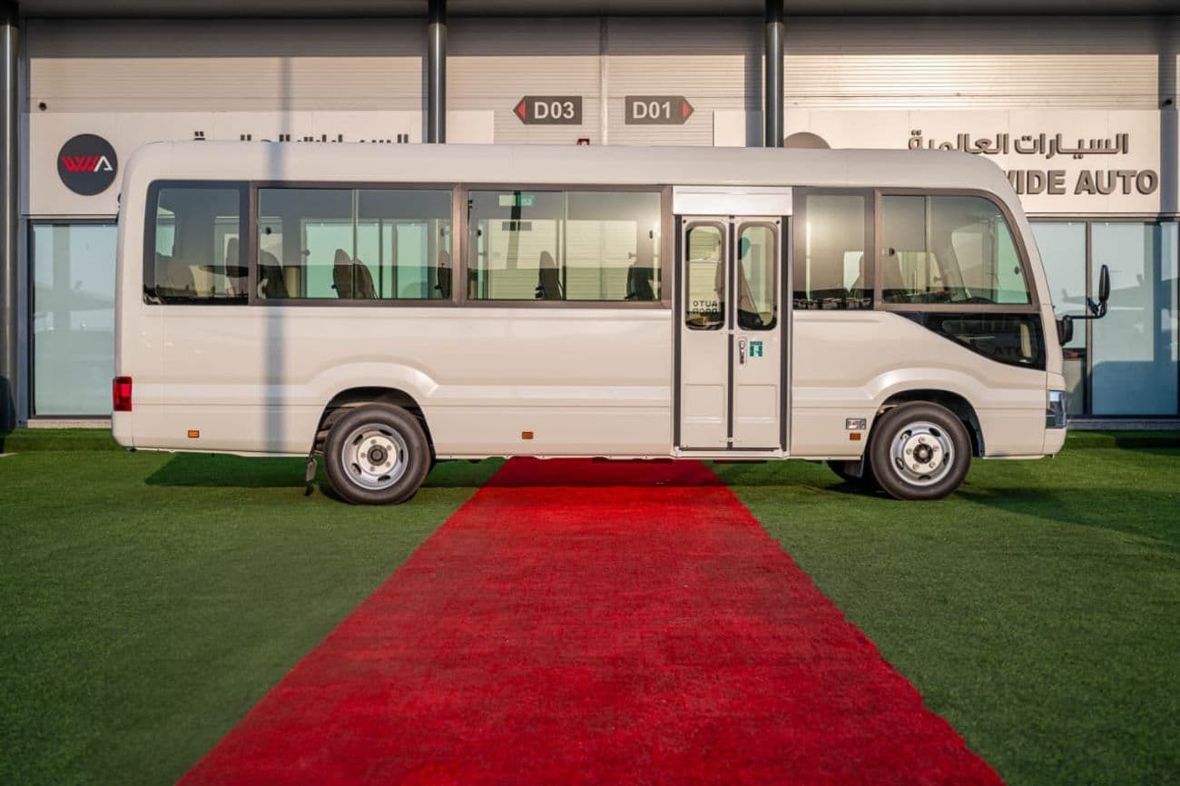 2026 Toyota Coaster Coaster 4.2L DSL 23 DLX thumbnail 2