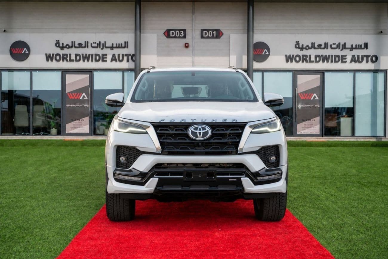 2026 Toyota Fortuner VXR thumbnail 2