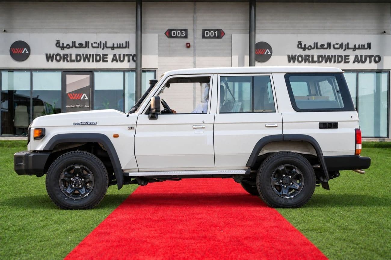 2025 Toyota Land Cruiser S- DLX thumbnail 3