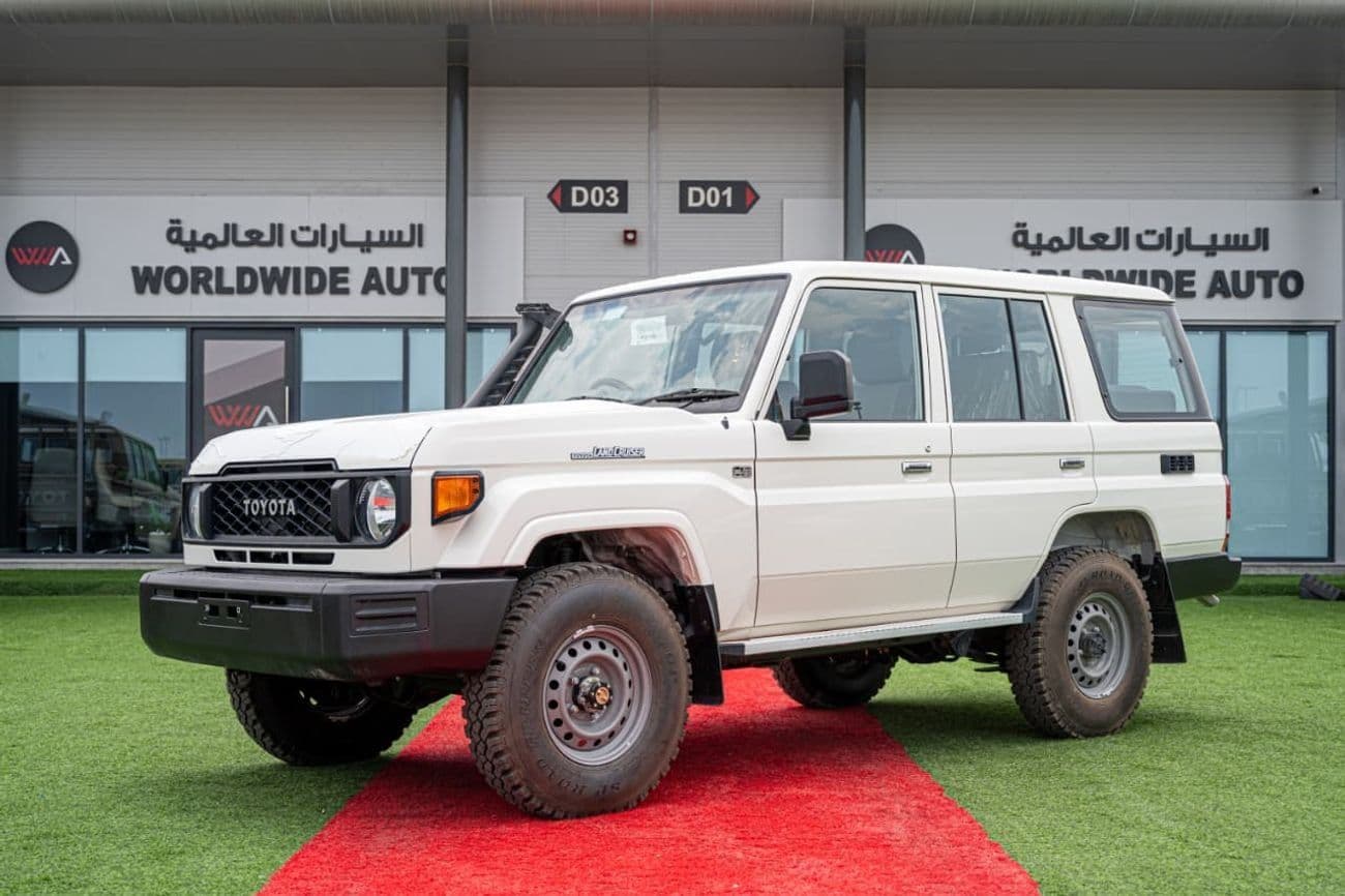 2025 Toyota Land Cruiser 70 RHD LC76 4.2L 2025 Model thumbnail 7