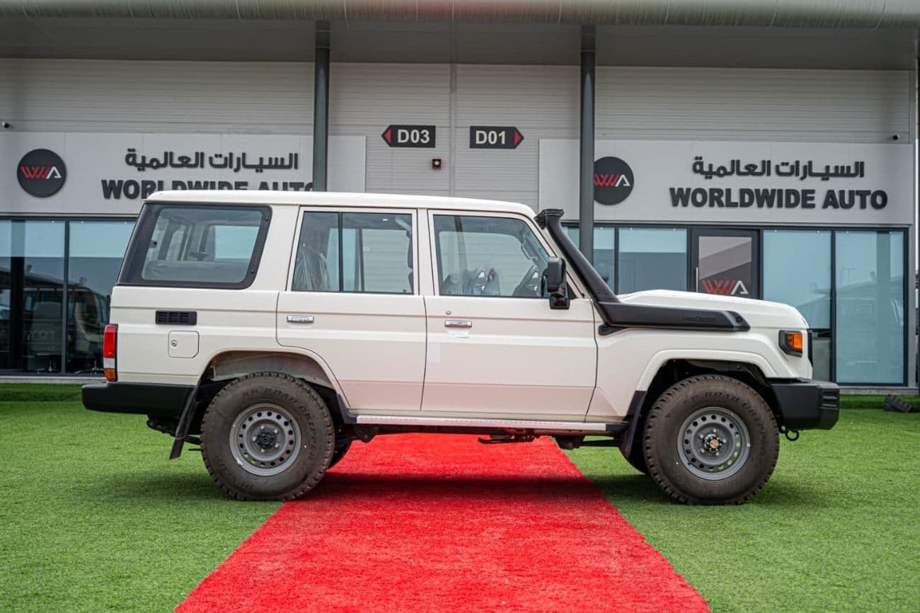 2025 Toyota Land Cruiser 70 RHD LC76 4.2L 2025 Model thumbnail 4