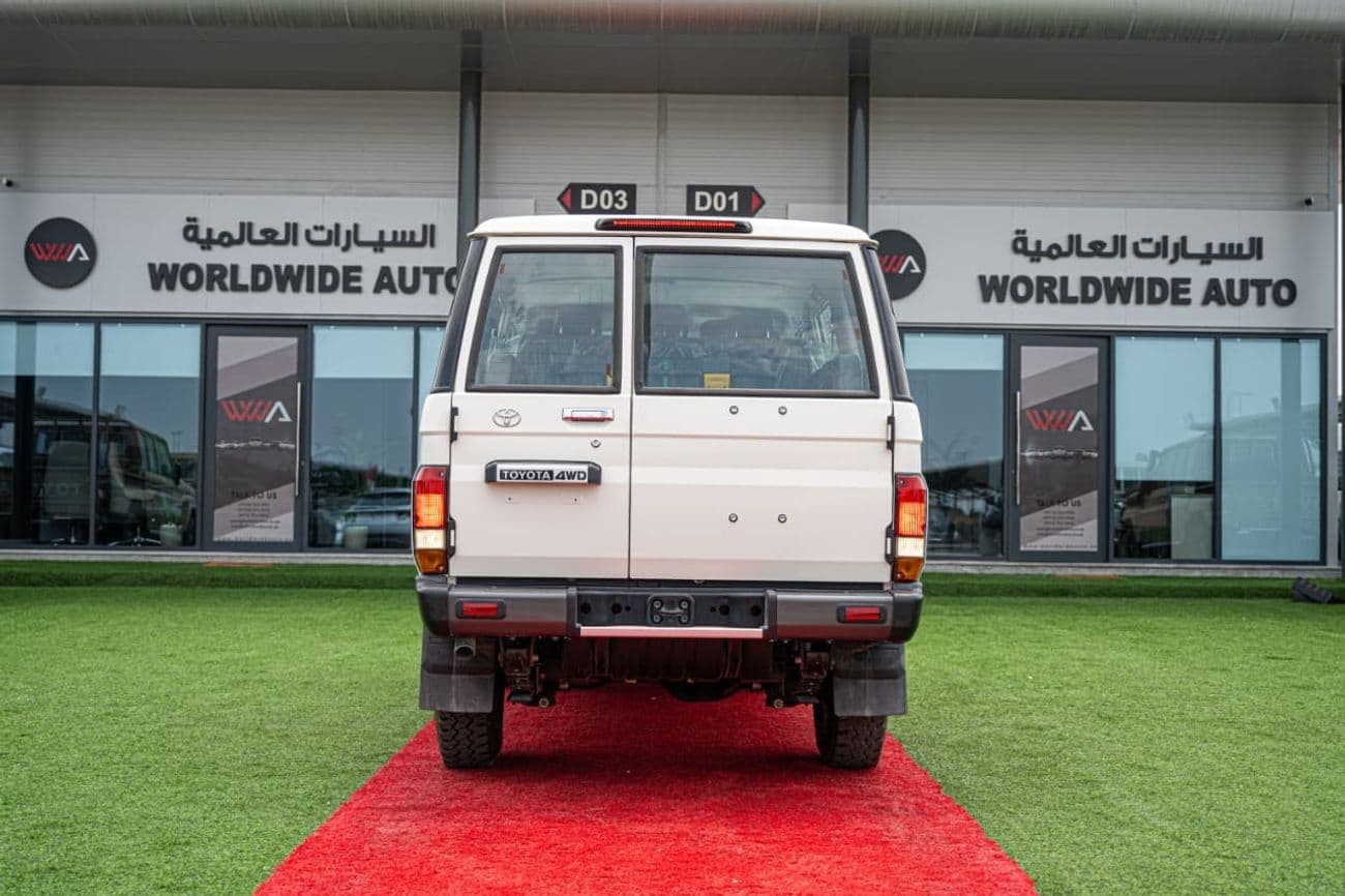2025 Toyota Land Cruiser 70 RHD LC76 4.2L 2025 Model thumbnail 8