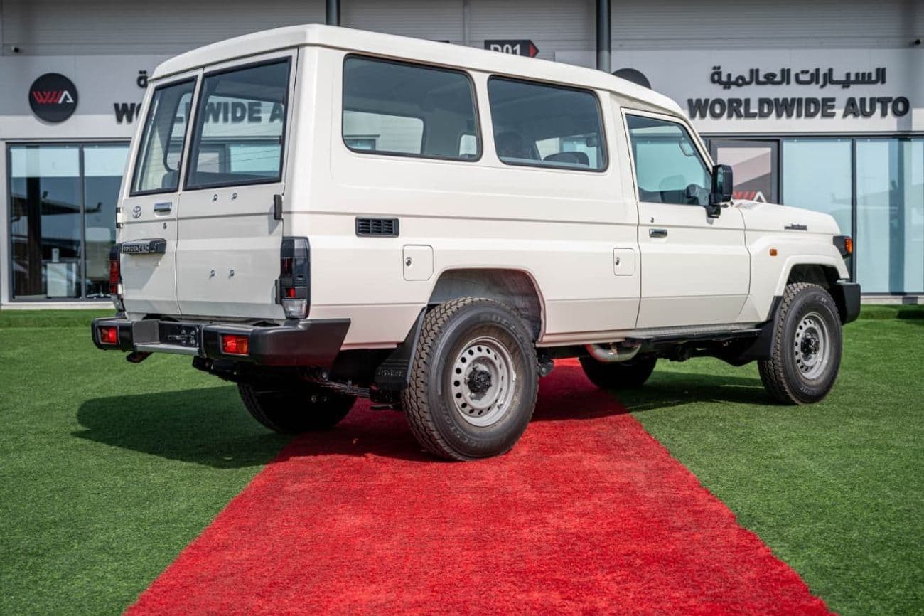 2026 Toyota Land Cruiser 70 LC 78 HARDTOP 2.8L AT thumbnail 2