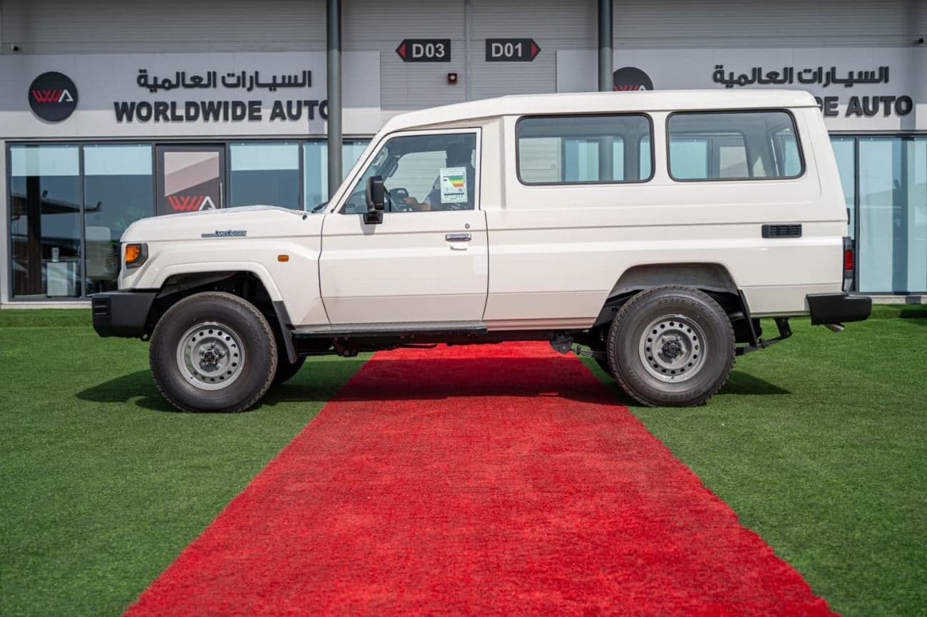 2026 Toyota Land Cruiser 70 LC 78 HARDTOP 2.8L AT thumbnail 3