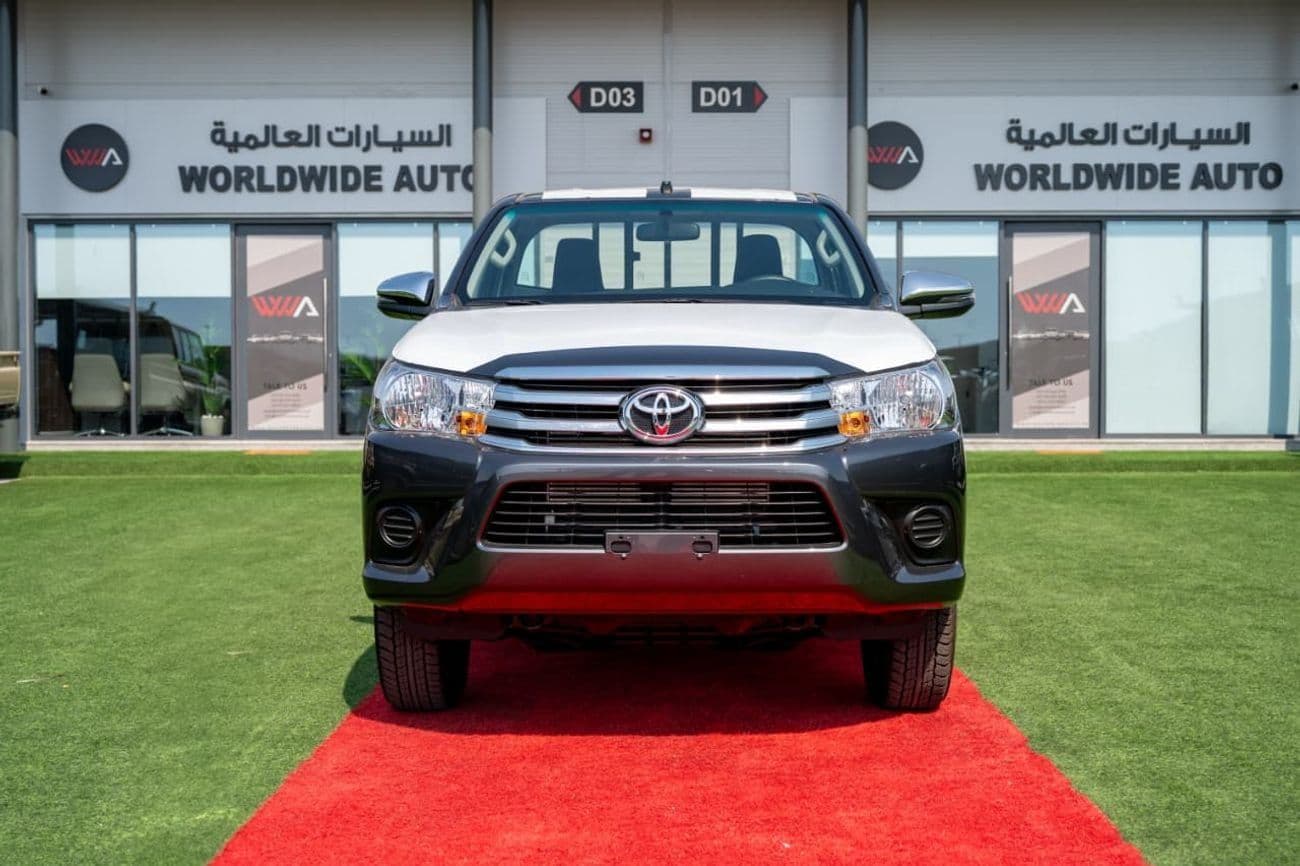 2026 Toyota Hilux 2.4 DIESEL 4x4 SINGLE CABIN 2026 MODEL GCC thumbnail 2