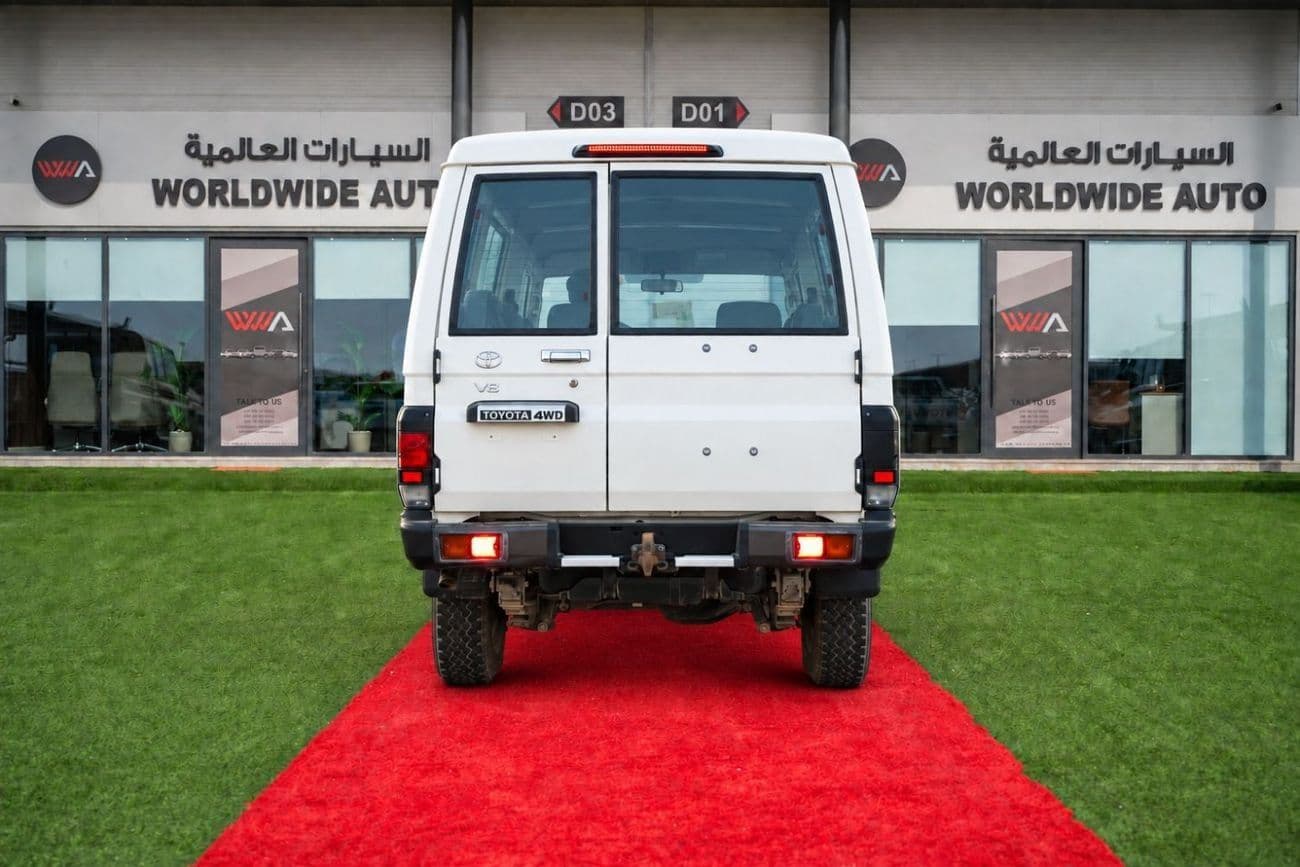 2024 Toyota Land Cruiser 70 LC78 HT DX thumbnail 3