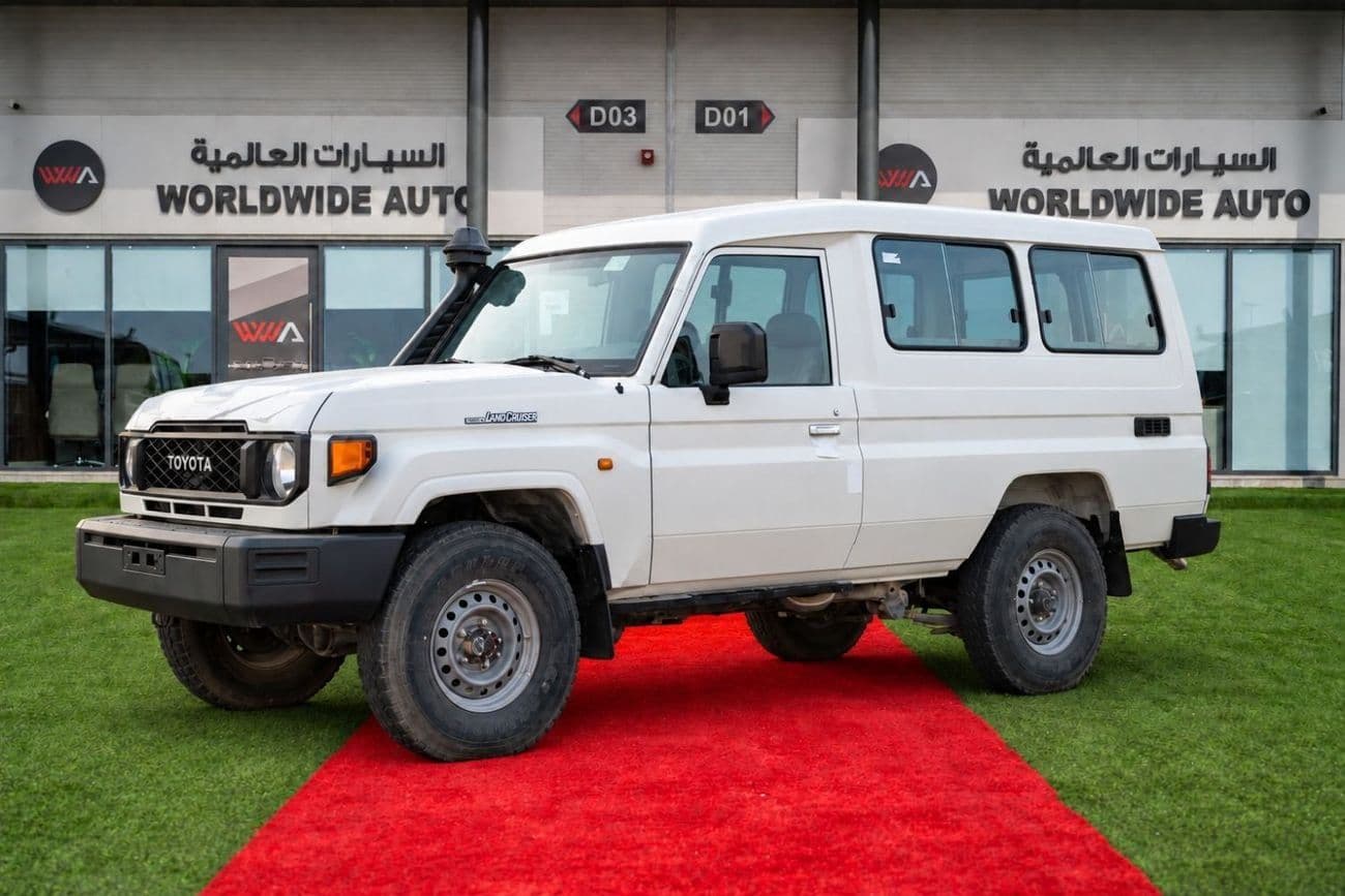 2024 Toyota Land Cruiser 70 LC78 HT DX thumbnail 6