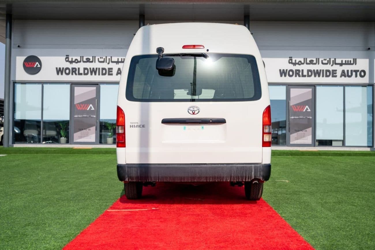 2025 Toyota Hiace PETROL 2.7 HIGHROOF CARGO MANUAL TRANSMISSION thumbnail 5