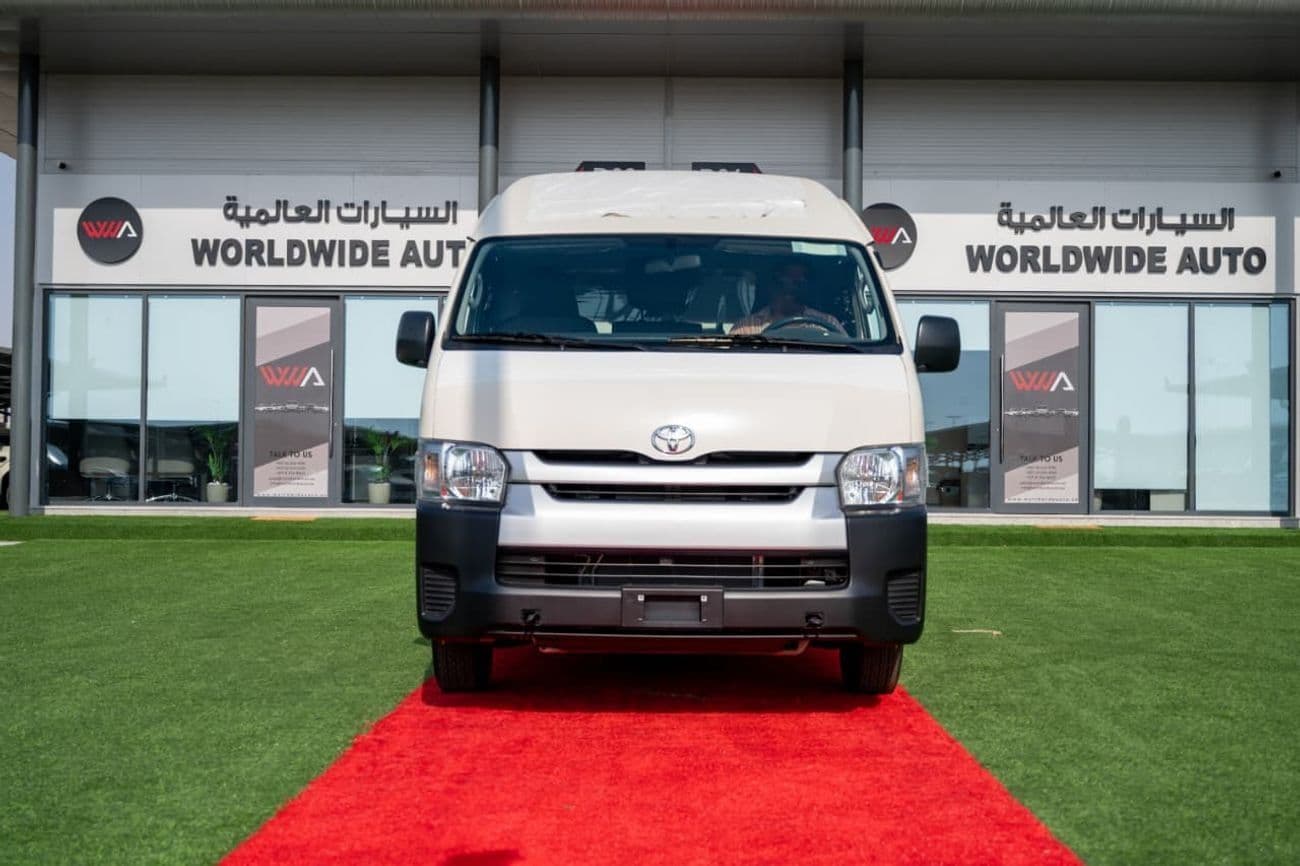 2025 Toyota Hiace PETROL 2.7 HIGHROOF CARGO MANUAL TRANSMISSION thumbnail 2