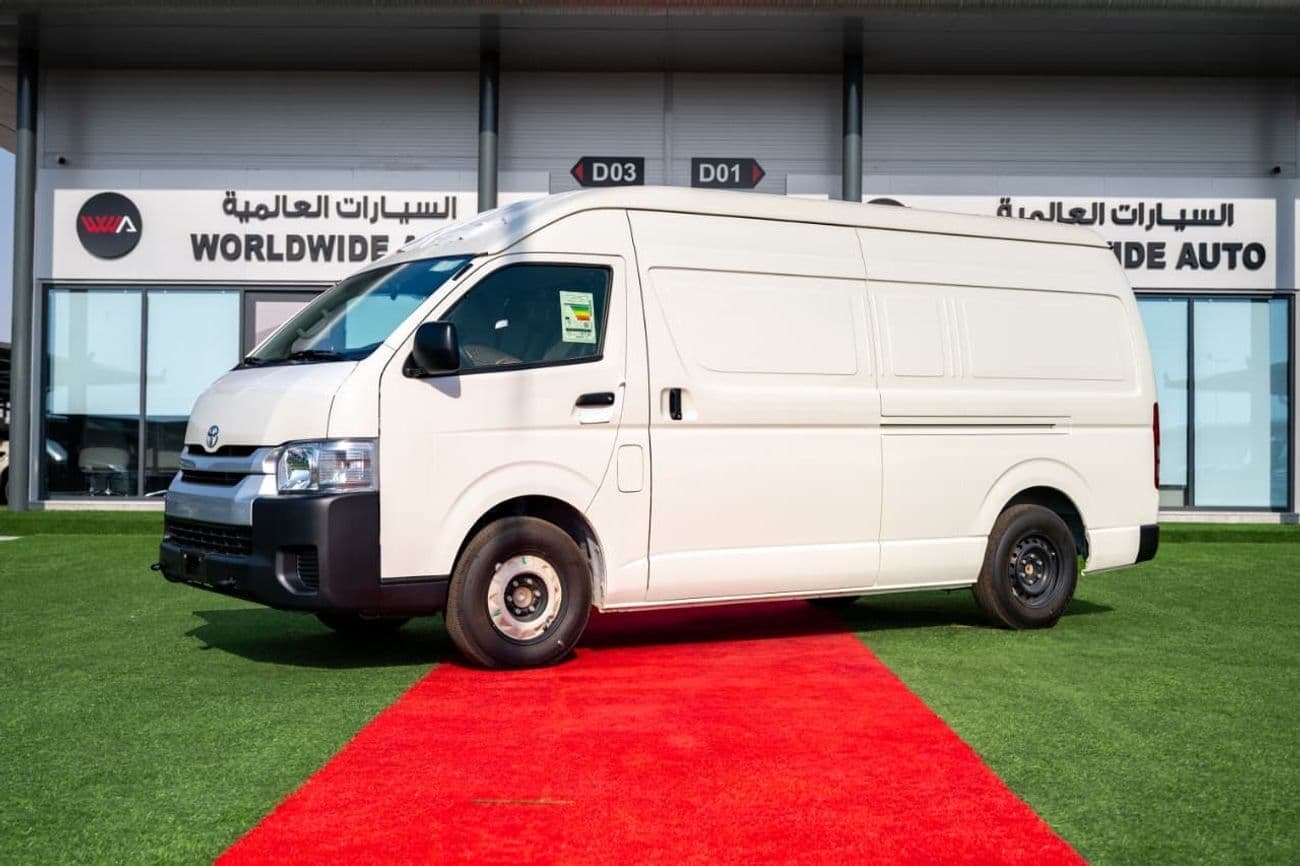 2025 Toyota Hiace PETROL 2.7 HIGHROOF CARGO MANUAL TRANSMISSION thumbnail 7