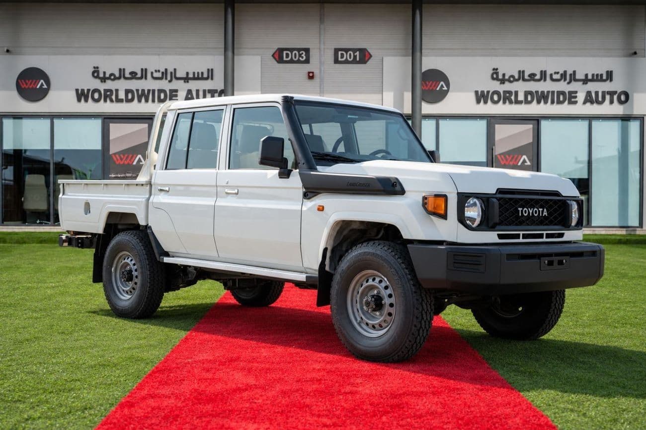 2026 Toyota Land Cruiser Pickup 70 thumbnail 3