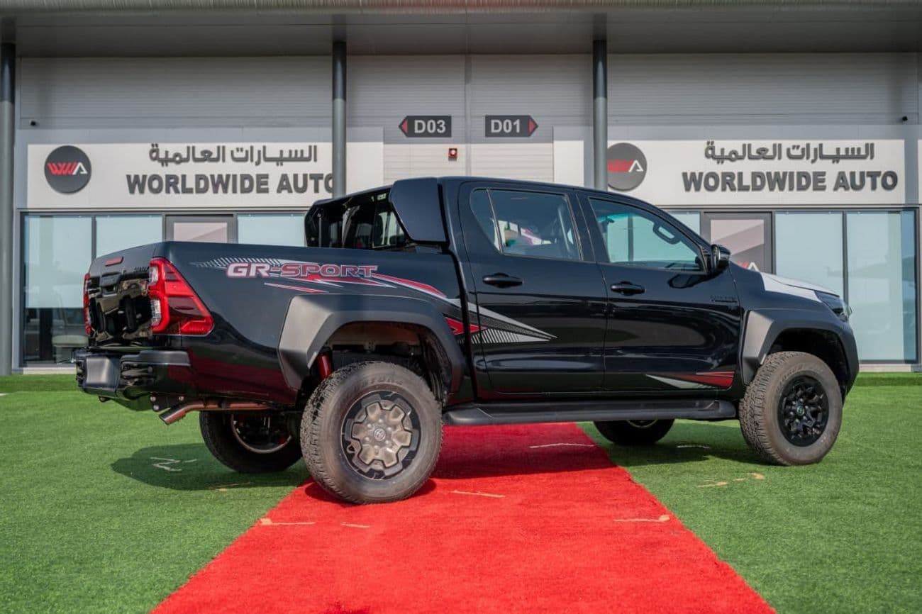 2026 Toyota Hilux GR SPORT thumbnail 4