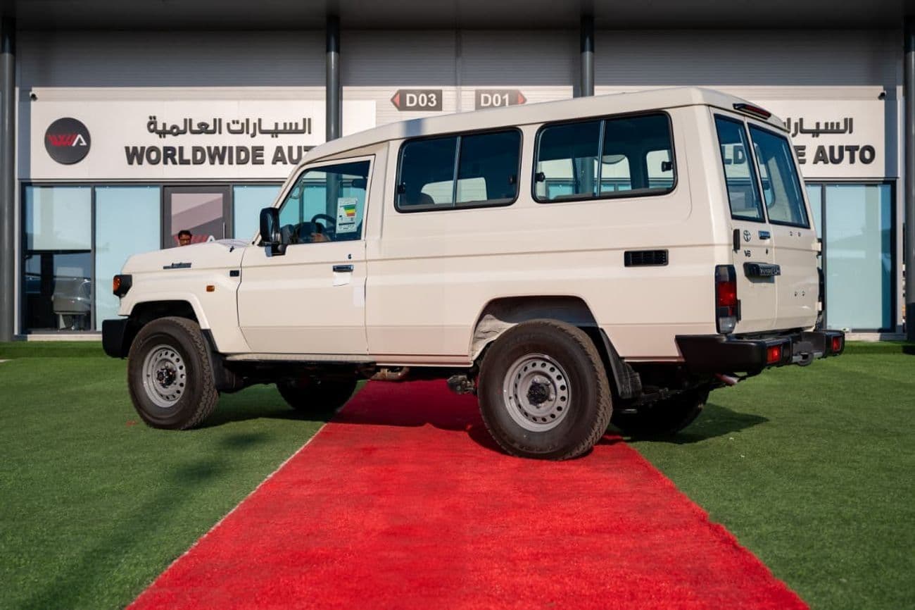 2025 Toyota Land Cruiser 70 LC 78 HARDTOP 4.0L MT thumbnail 2