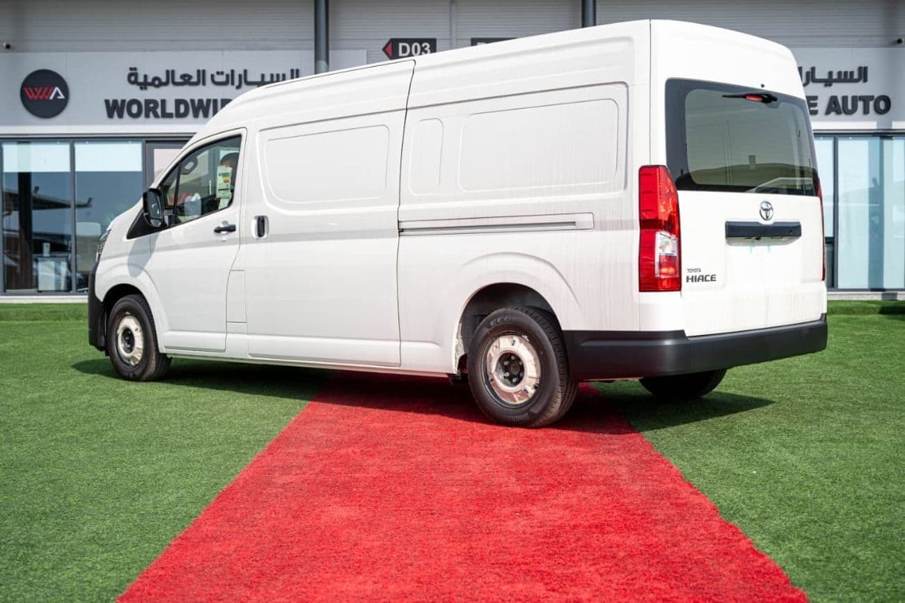 2026 Toyota Hiace thumbnail 3