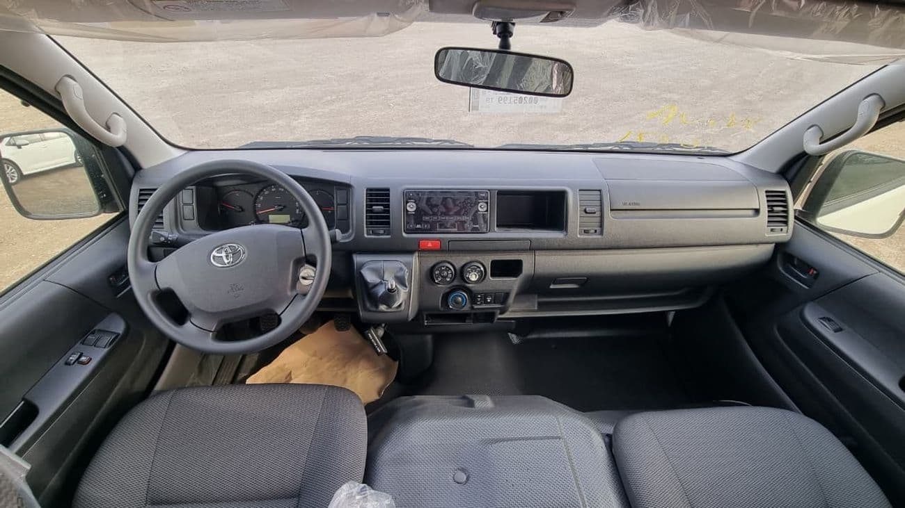 2026 Toyota Hiace thumbnail 8