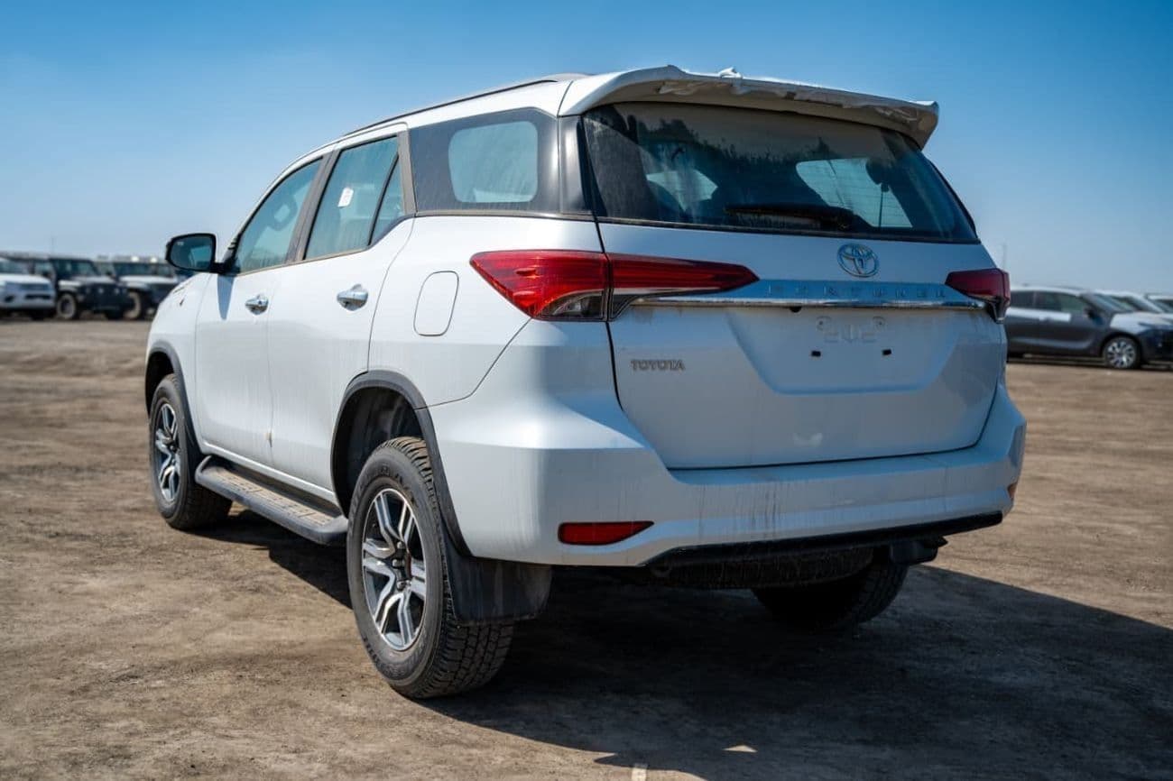 2025 Toyota Fortuner EXR thumbnail 7