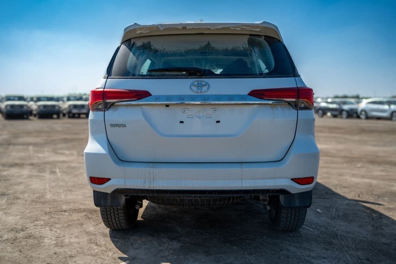 2025 Toyota Fortuner EXR thumbnail 3