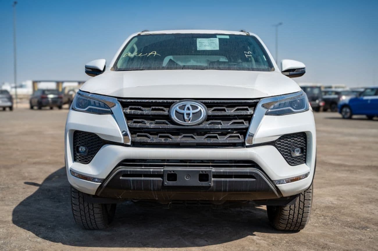 2025 Toyota Fortuner EXR thumbnail 6