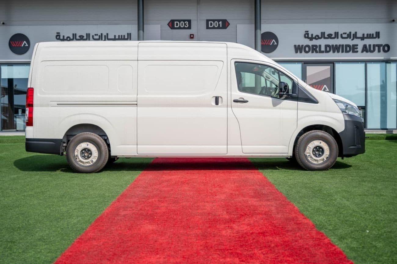 2026 Toyota Hiace STANDARD DSL thumbnail 8