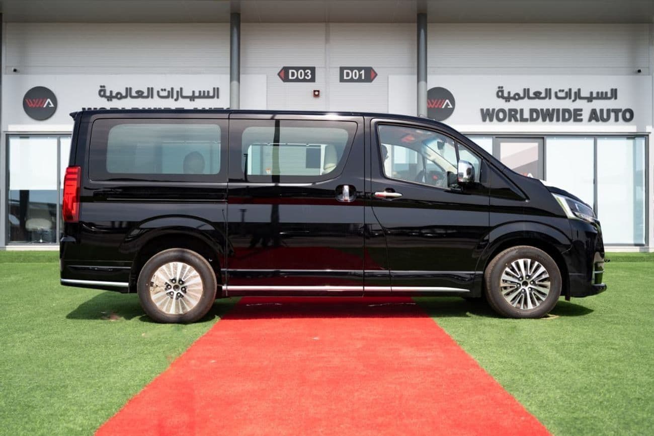 2026 Toyota Granvia PREMIUM thumbnail 4