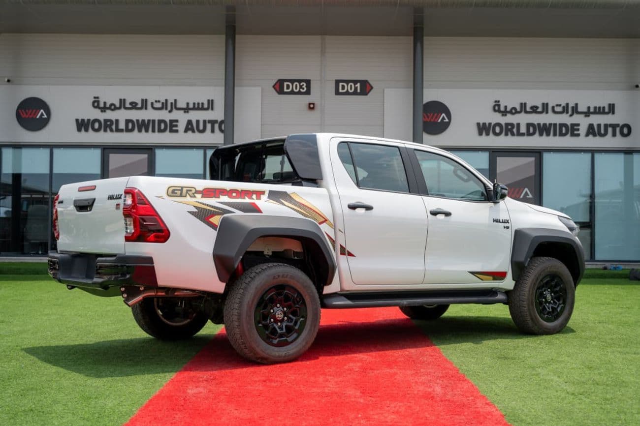 2025 Toyota Hilux GR SPORT thumbnail 4