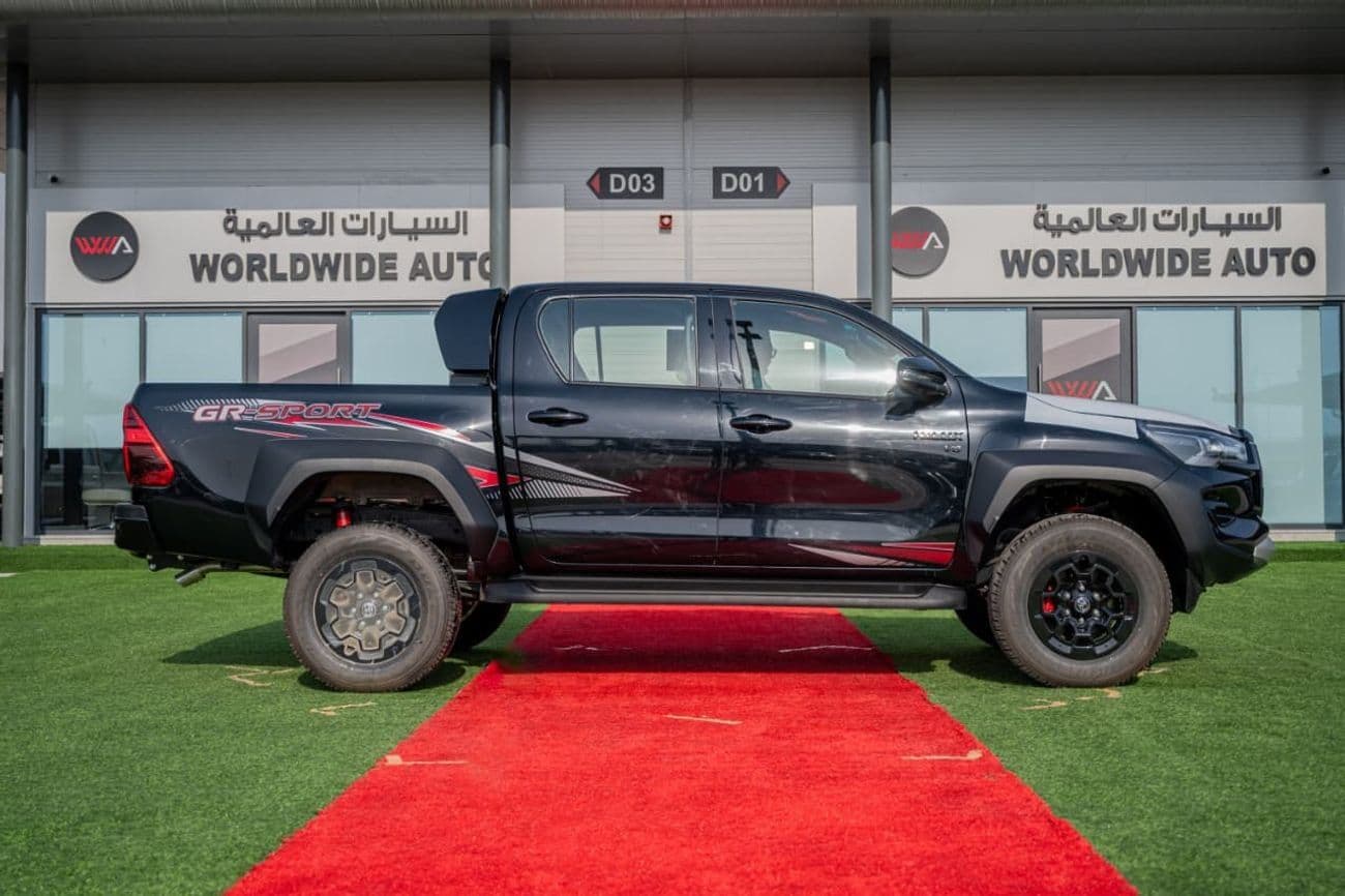 2026 Toyota Hilux GR SPORT thumbnail 3