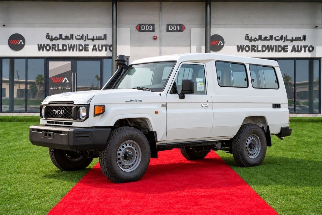 2025 Toyota Land Cruiser 70 LC 78 HARDTOP 2.8L MT thumbnail 8