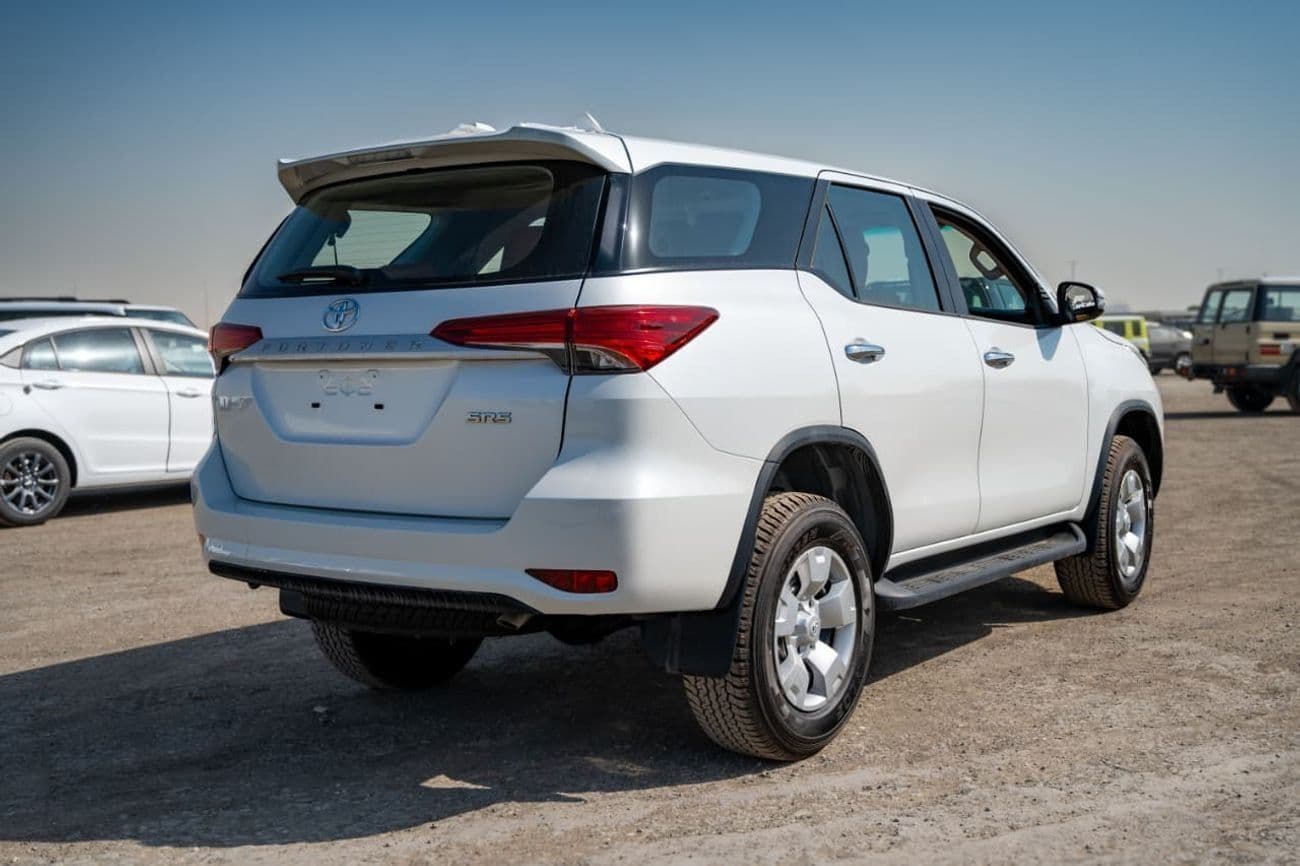 2026 Toyota Fortuner GX2 thumbnail 4