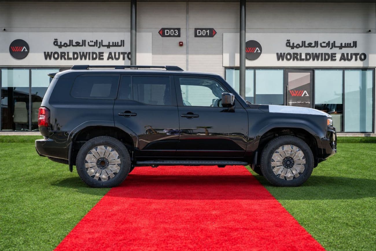 2025 Toyota Prado thumbnail 4