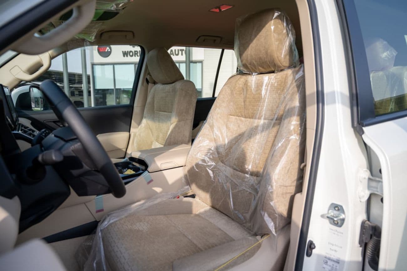 2025 Toyota Land Cruiser GXR thumbnail 6