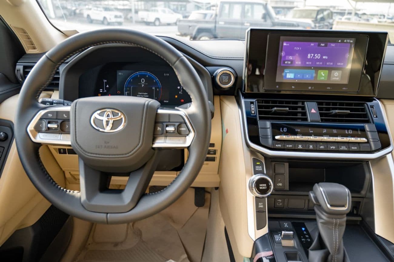 2025 Toyota Land Cruiser GXR thumbnail 5
