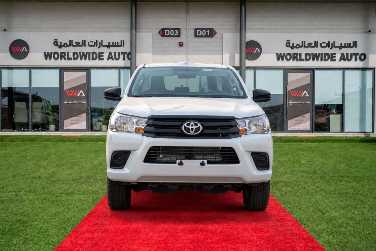 2024 Toyota Hilux GL thumbnail 3