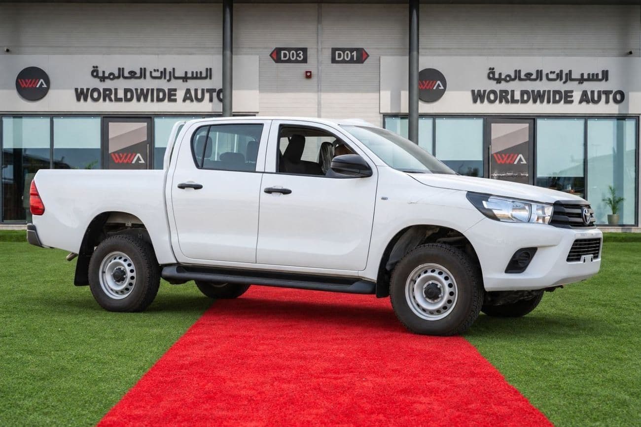 2024 Toyota Hilux GL thumbnail 2