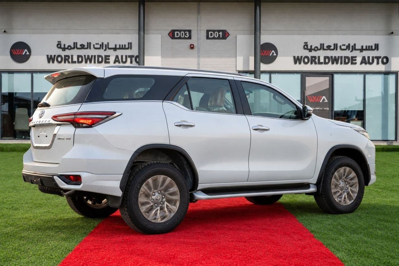 2026 Toyota Fortuner VXR thumbnail 3