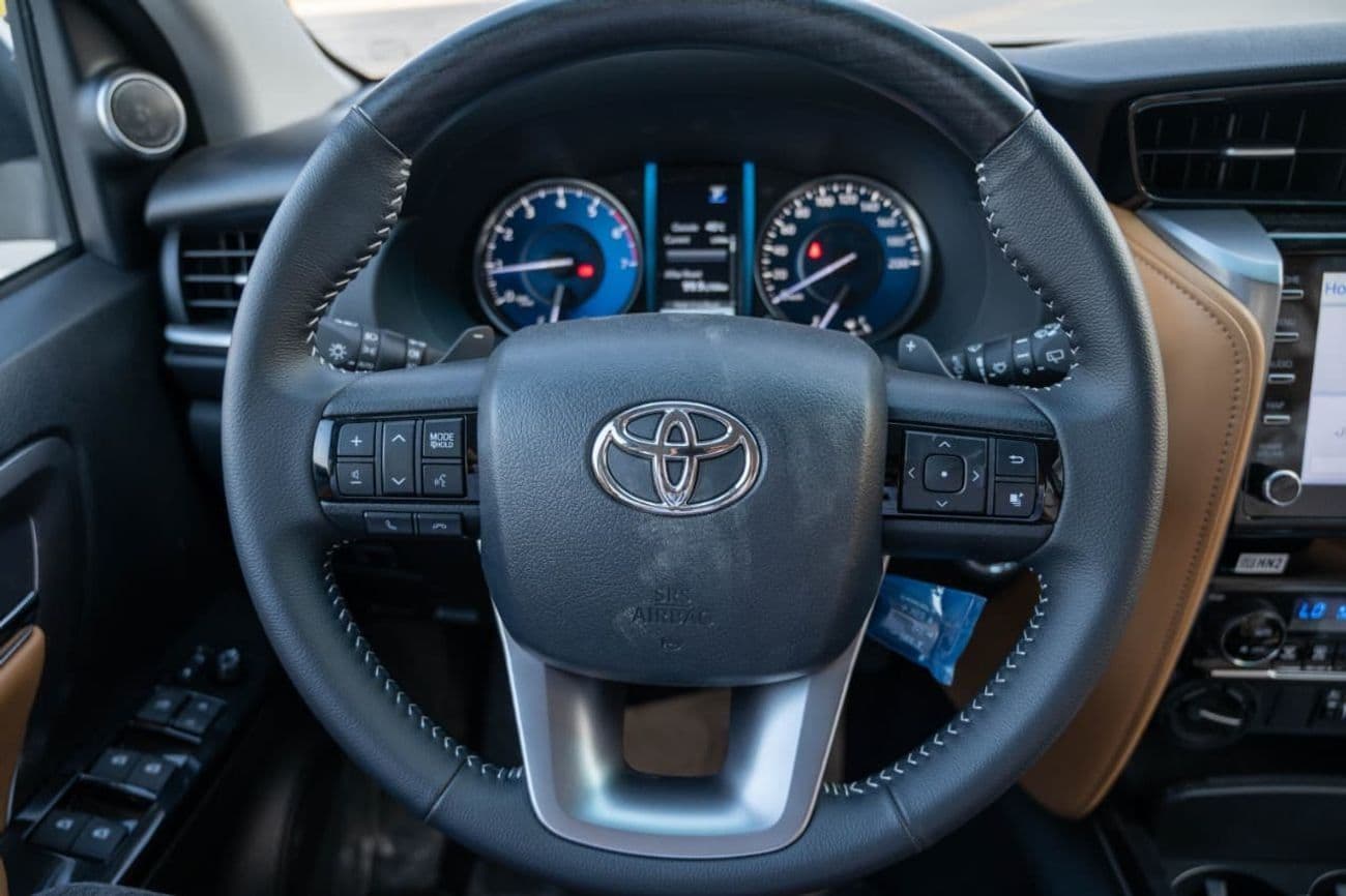2026 Toyota Fortuner VXR thumbnail 5